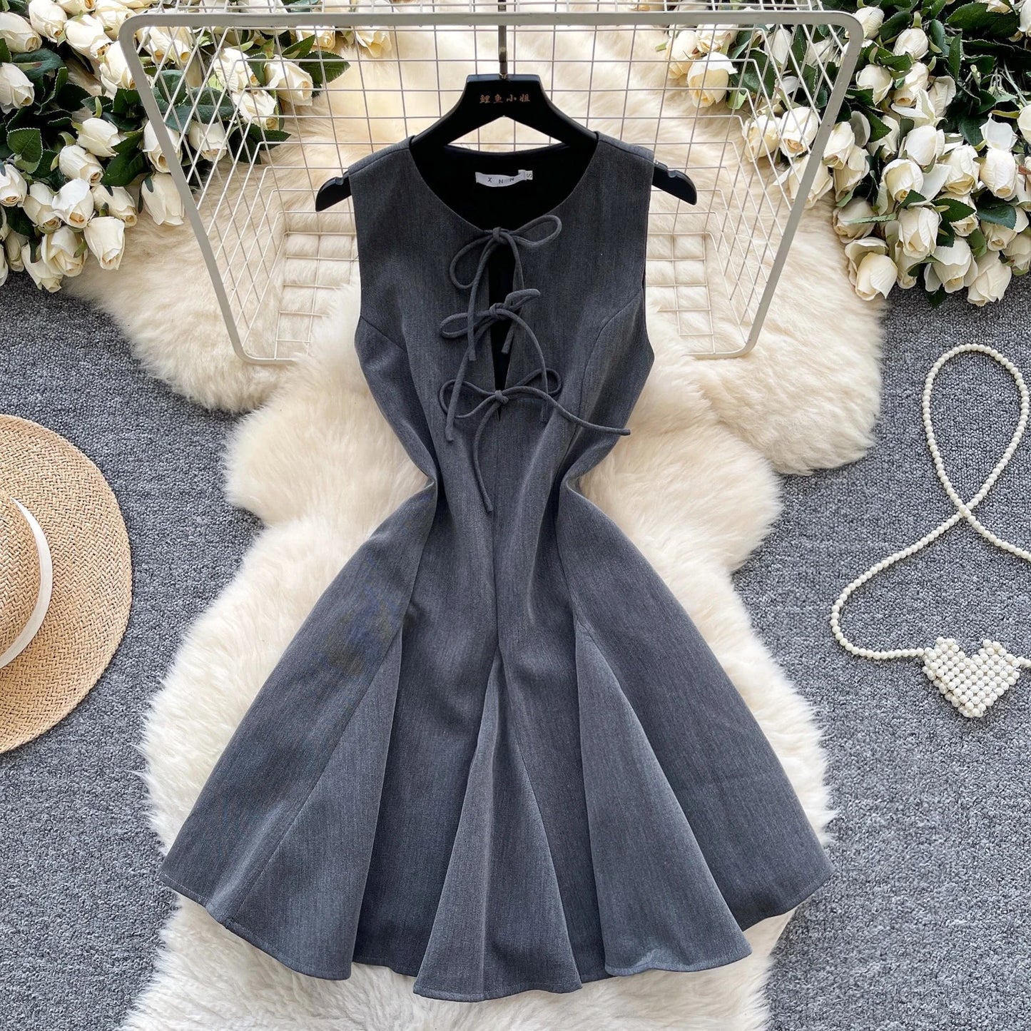 Women Sleeveless Pleated Mini Dress Sexy Tight Fit Elegant Sexy Dress